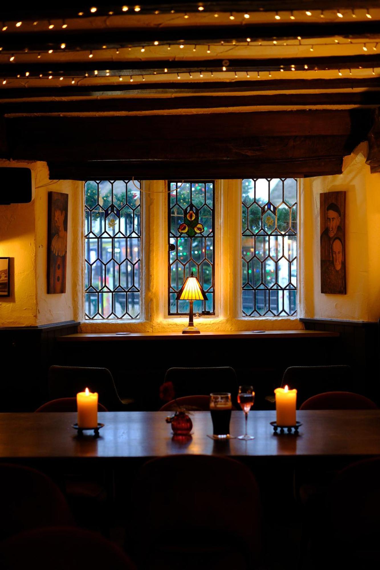 The Old Crown Coaching Inn Swindon Exteriör bild